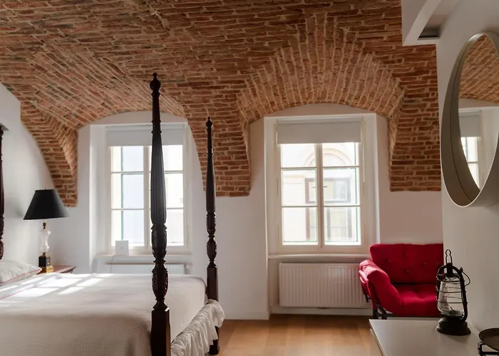 Funktastic Old-Town Condo